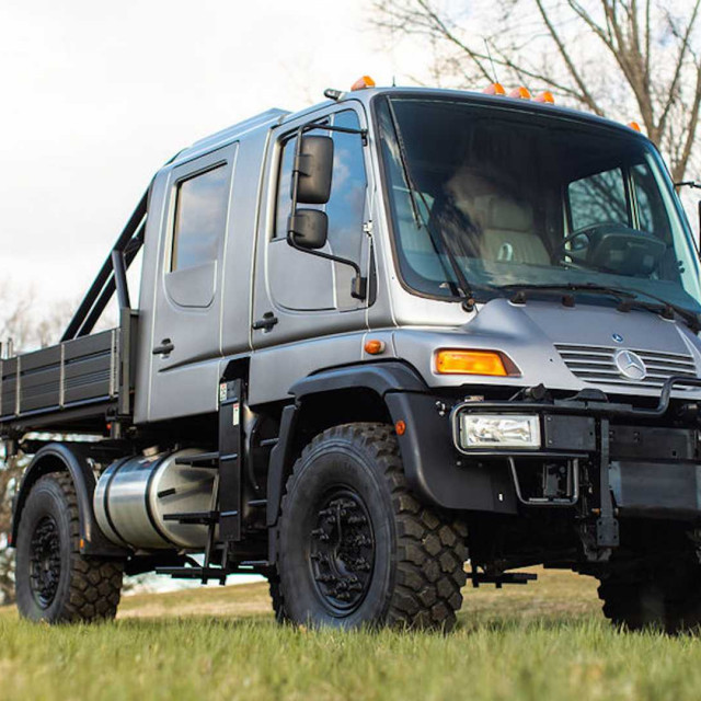 2004-mercedes-u500-for-sale-at-apex-one-one-of-the-only-200-units-of-unimogs-officially-sold-in-the-u.s.-from-2002-to-2007.1