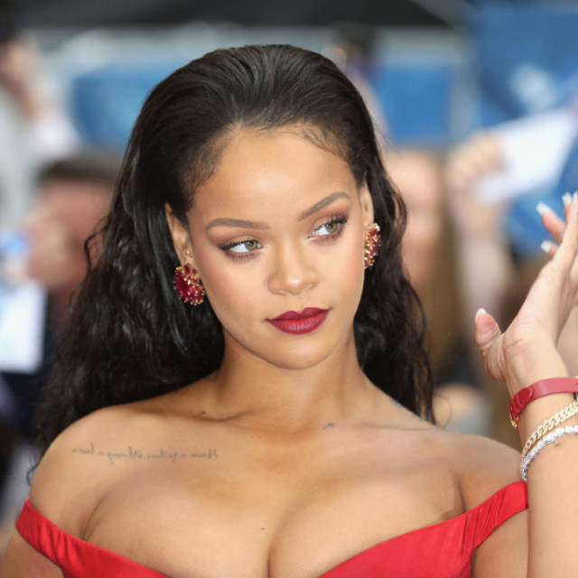 rihanna3