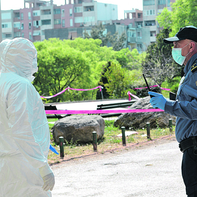 306755-392633-dom_evakuacija32-120420