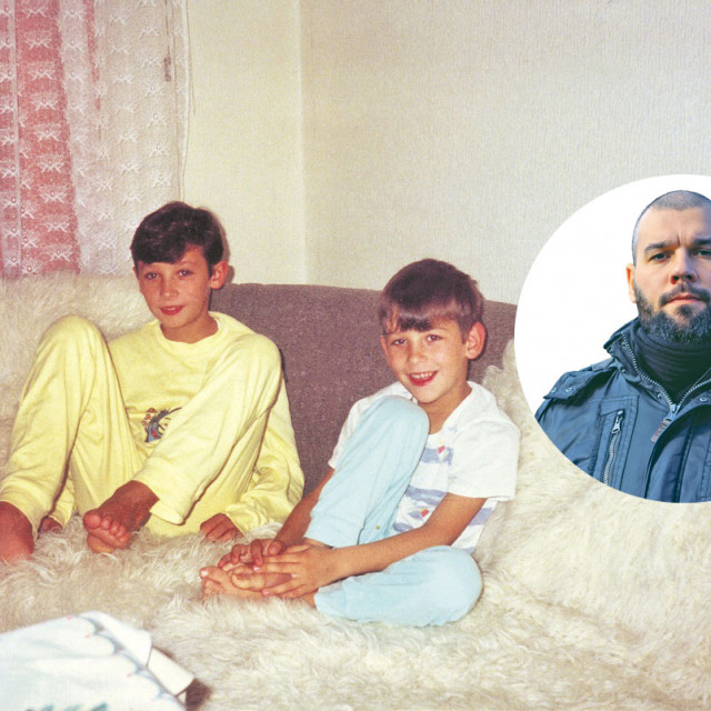 Džemil Hodžić (u krugu) s bratom Amelom