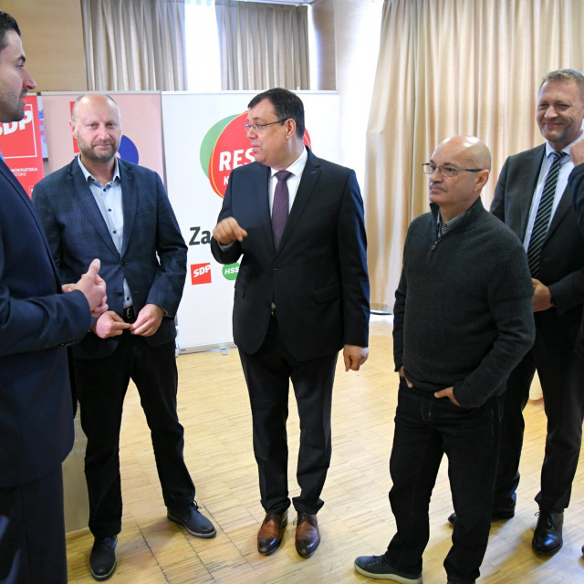 restart_koalicija12-160520