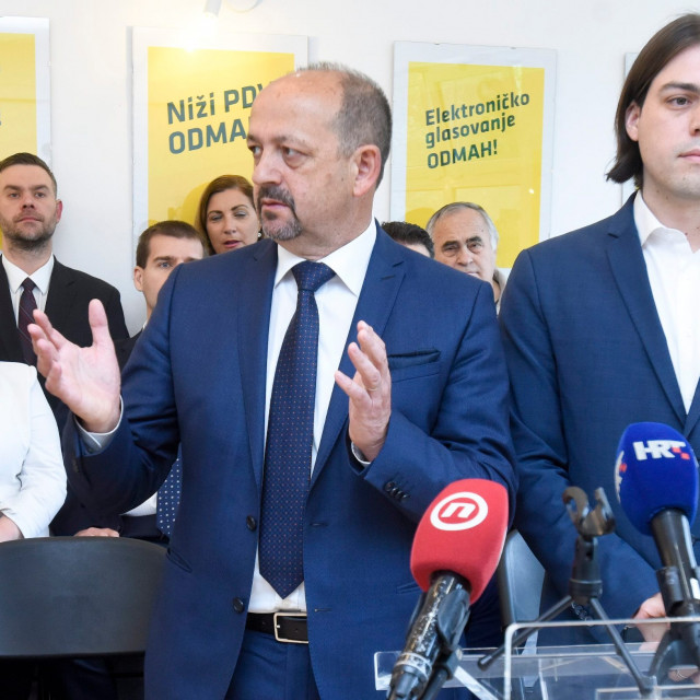 Ivan Lovrinović i Ivan Vilibor Sinčić
