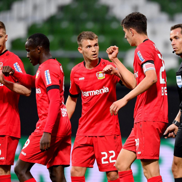 Kai Havertz slavi sa suigračima