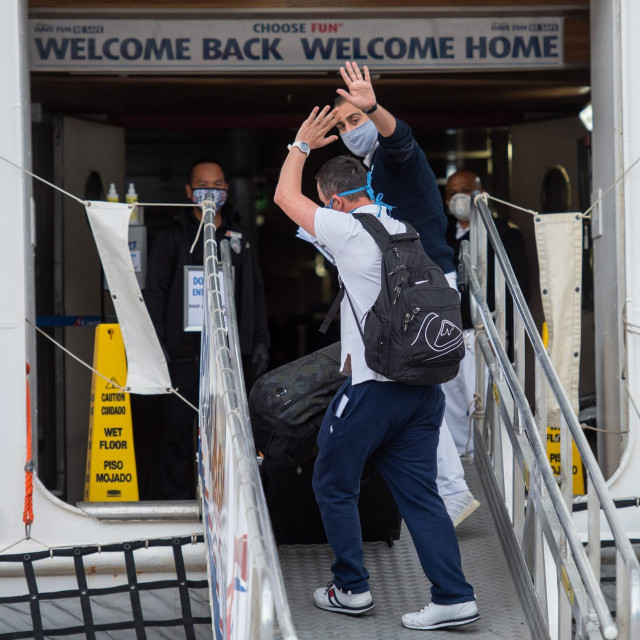 kruzer_carnival42-200520