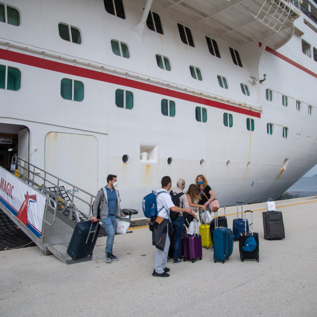 kruzer_carnival53-200520