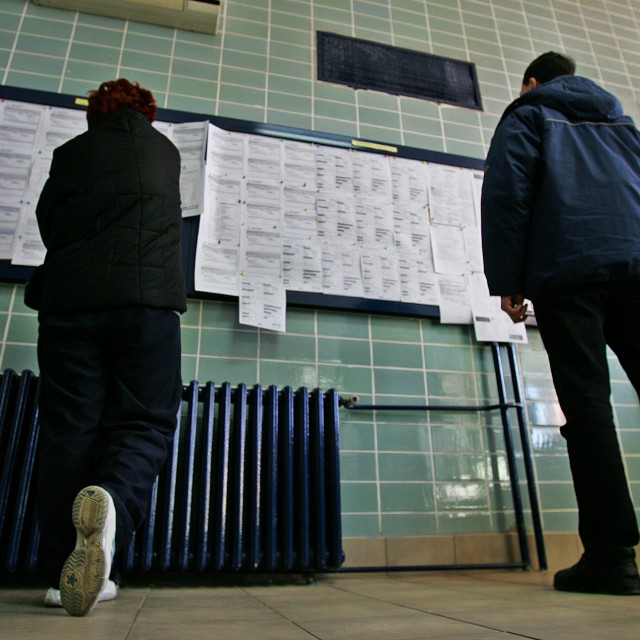 People are looking at the jobs that are offered 