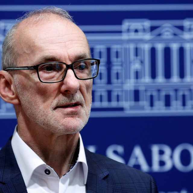 Robert Podolnjak