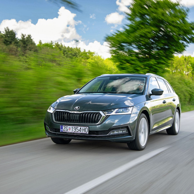 skoda-octavia74-040520