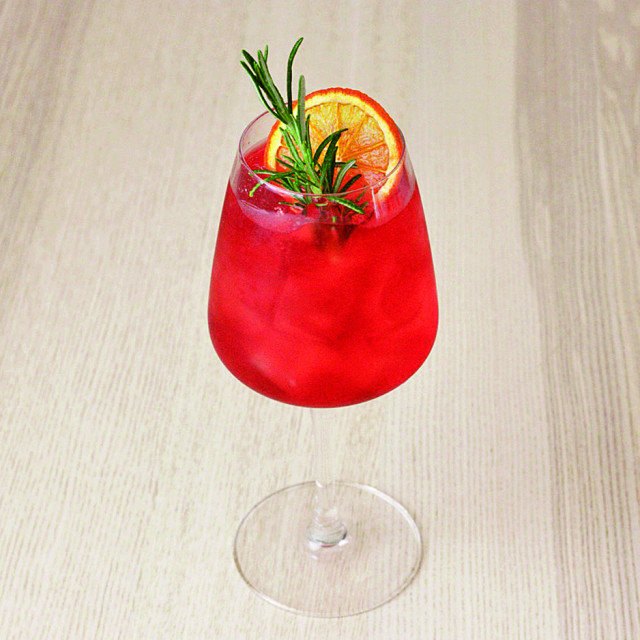 Marin-Nekic---koktel---Bulleit-Tea