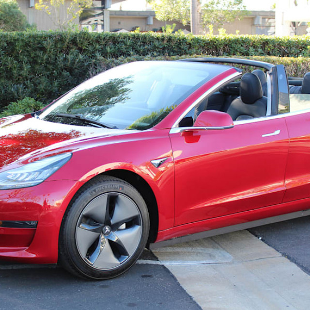 Tesla-M3-convertible-TD5