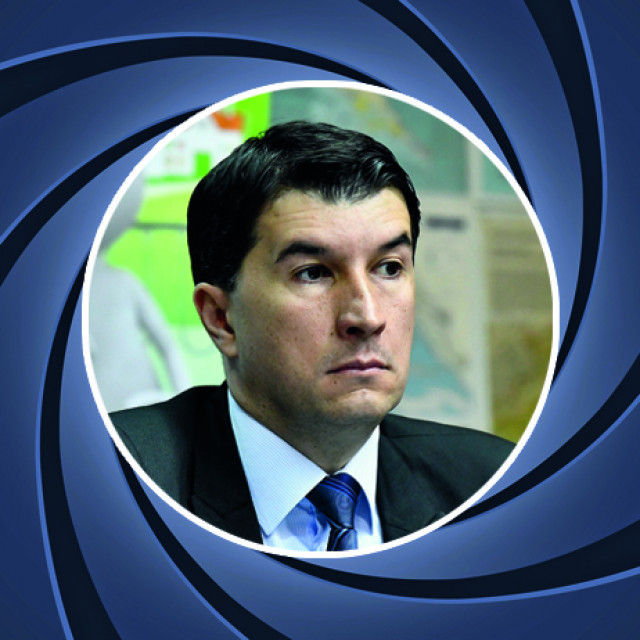 Zdravko Vukić (u krugu)