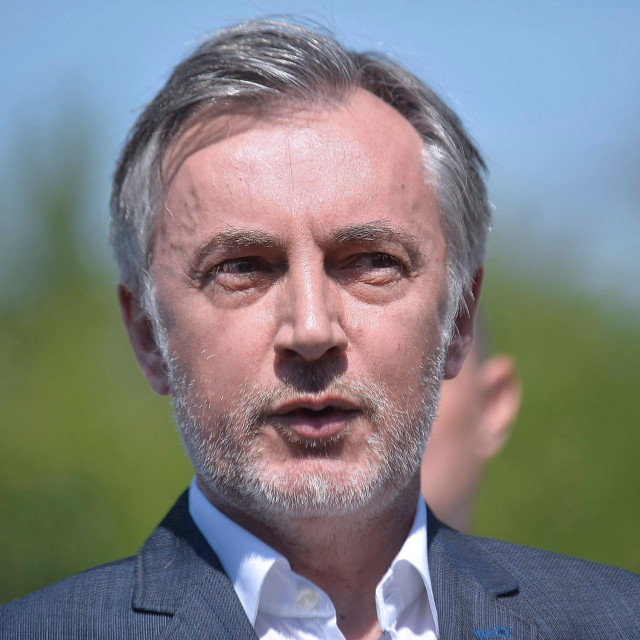 skoro_press14-220520