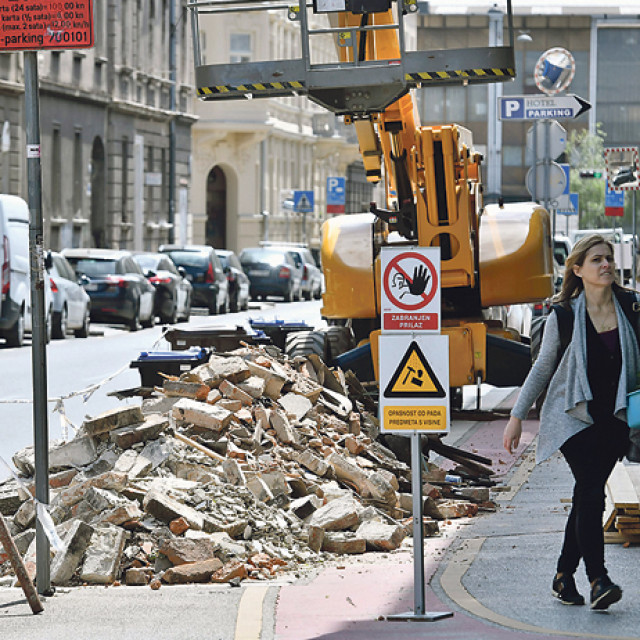 312179-400877-zagreb_potres14-210420