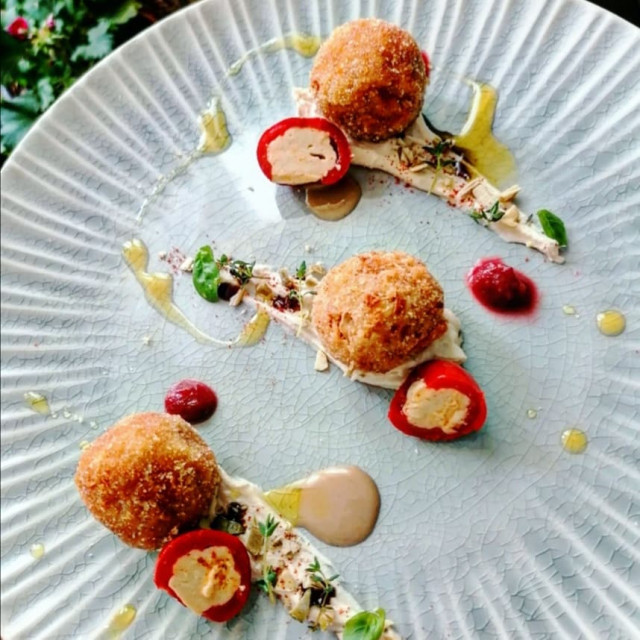 Dovranic Antonija FALAFEL na hummusu 2 - Copy