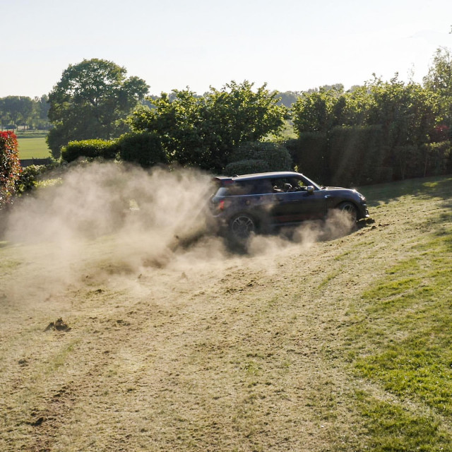 100979646_921679264921847_4561187902276730540_n