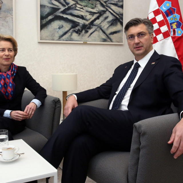 Predsjednik Vlade Andrej Plenković s predsjednicom Europske komisije Ursulom von der Leyen u Banskim dvorima