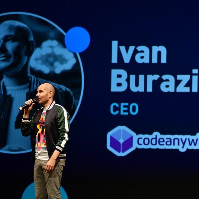 thumbnail_27669517127_d9bd3a6db0_k