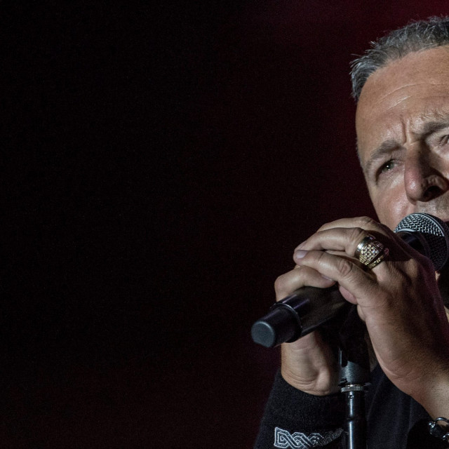 koncert_thompson20-040819