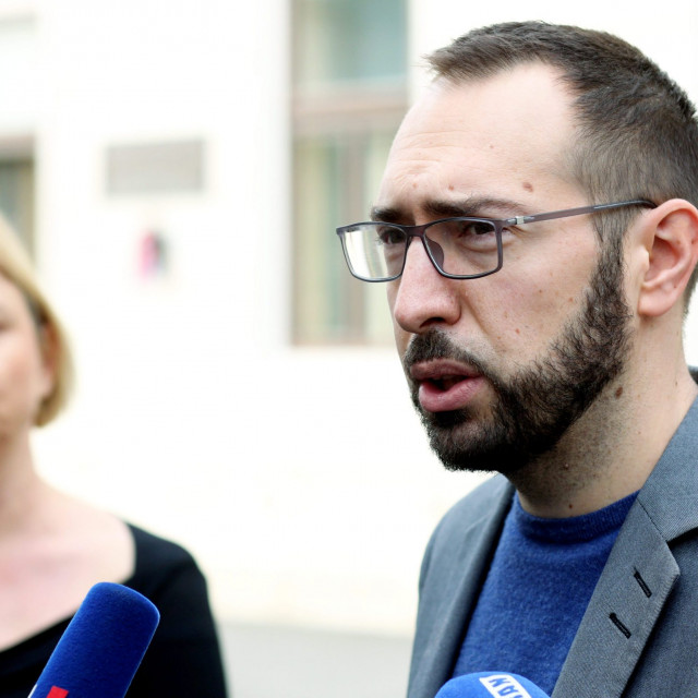 tomasevic_bencic5-191219