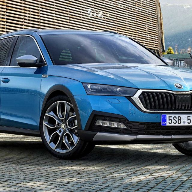 2021-skoda-octavia-scout (1)