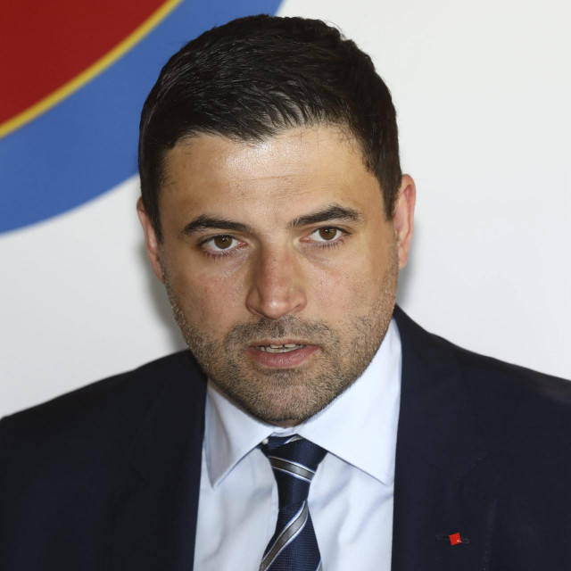 Davor Bernardić