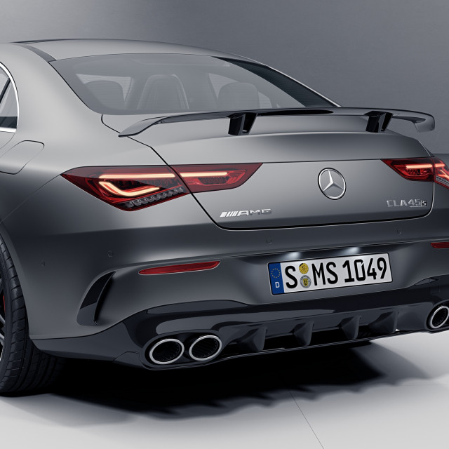 Mercedes-AMG-CLA-2