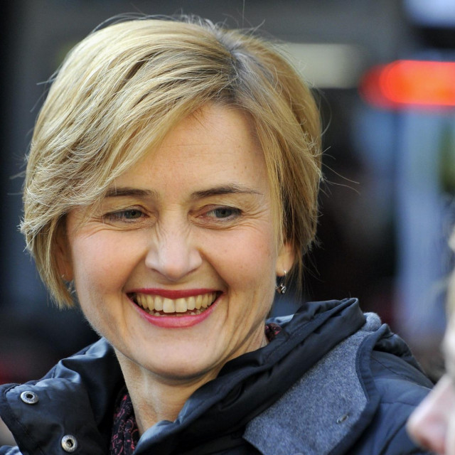 Sandra Švaljek
