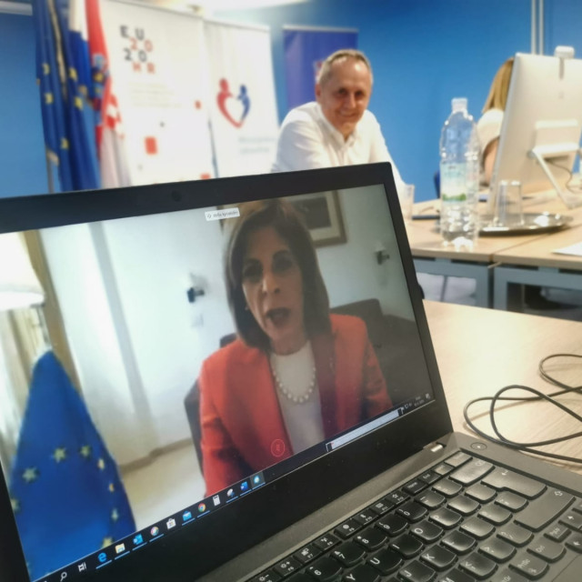 Europska povjerenica za zdravstvo Stella Kyriakides izravno se obratila sudionicima konferencije
