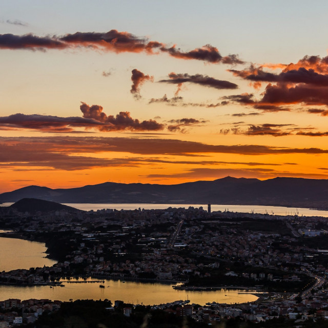 split_zalaz121-110620