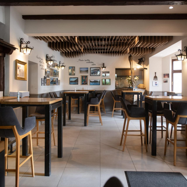 Restoran Bota Šare u Zvonimirovoj ulici.