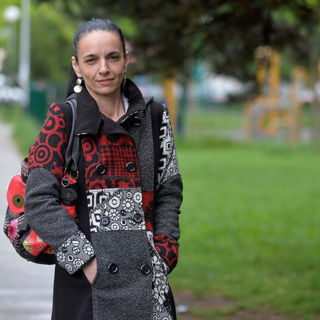 Uz kemoterapije koje je prolazila, 38 kilograma na koje je spala, dijabetes koji je dobila nakon što joj je izvađena gušterača i borbu za goli život, morala se boriti i sa sustavom