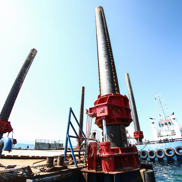 LNG terminal in construction