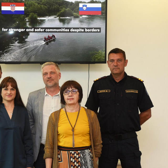 Tim koji je realizirao projekt na celu sa dugoreškim gradonačelnikom Tomislavom Boljarom