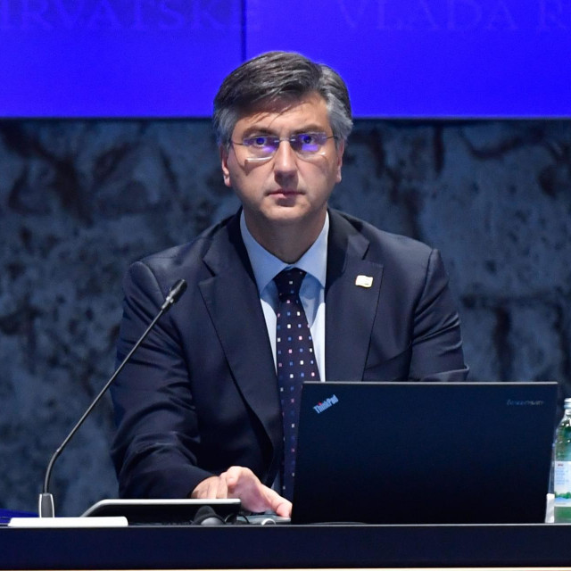 Zagreb, 100620.
Markov trg.
Banski dvori.
Redovita 235. sjednica vlade.
Na fotografiji: Andrej Plenkovic, Predsjednik Vlade Republike Hrvatske.