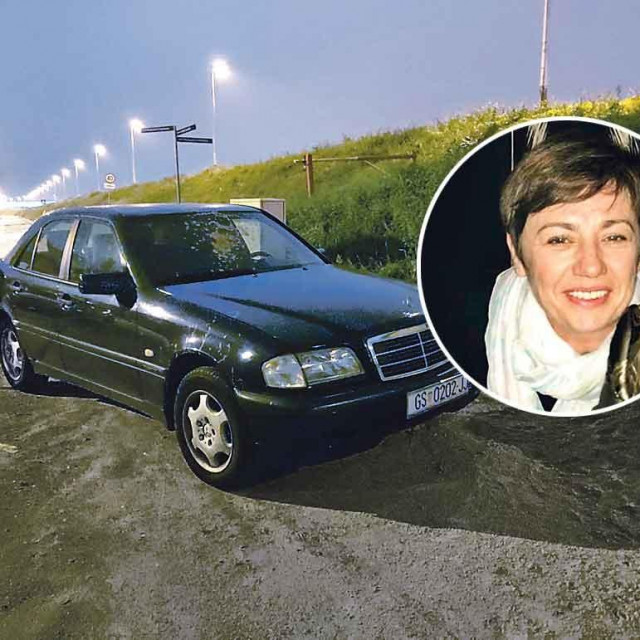 Jadranka Skender (u krugu)