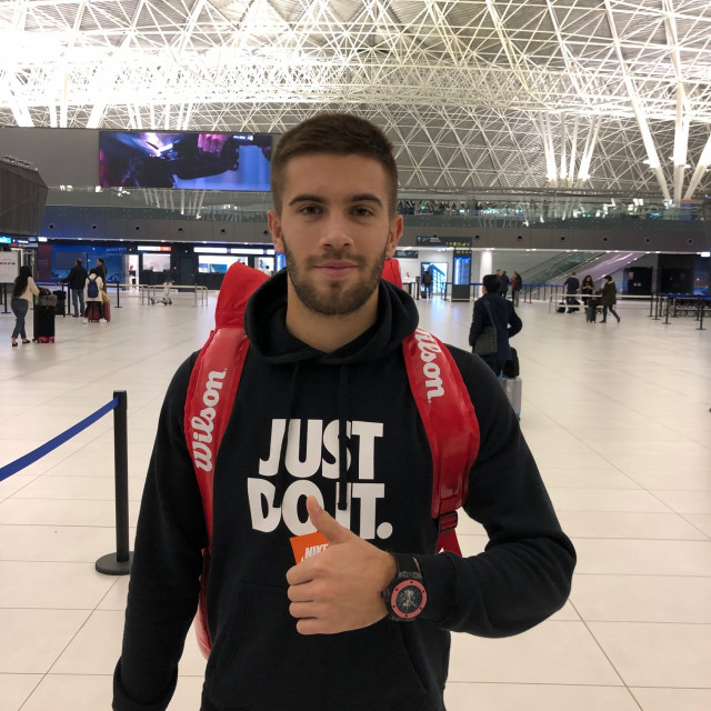 borna ćorić 5