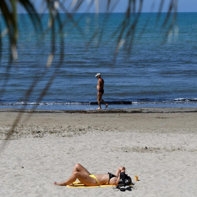 Plaža u Albaniji
(Photo by Gent SHKULLAKU/AFP)