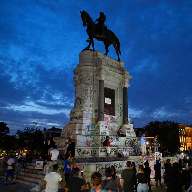 Spomenik Roberta E. Leea u Richmondu