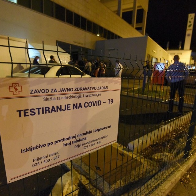 Zgrada poliklinike i Zavoda za javno zdravstvo u Zadru