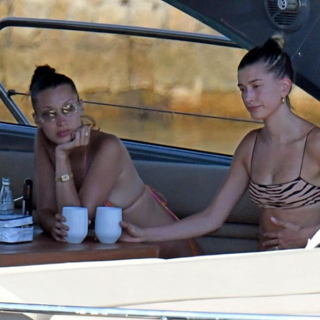 Hailey Bieber i Bella Hadid