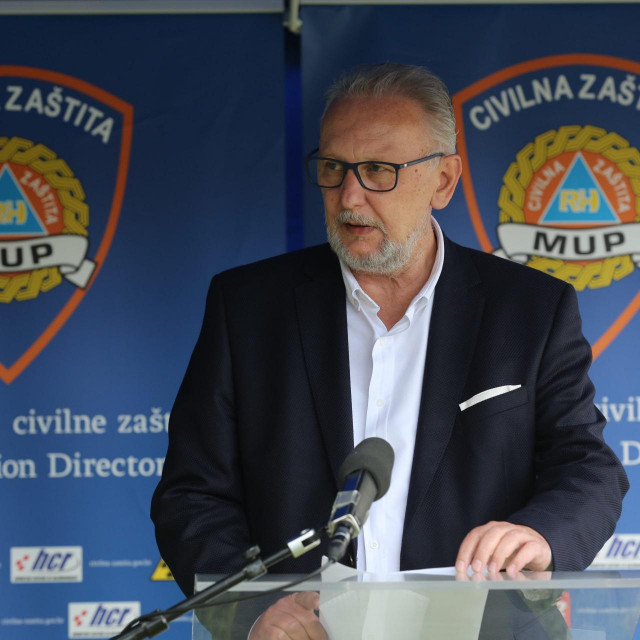 Davor Božinović