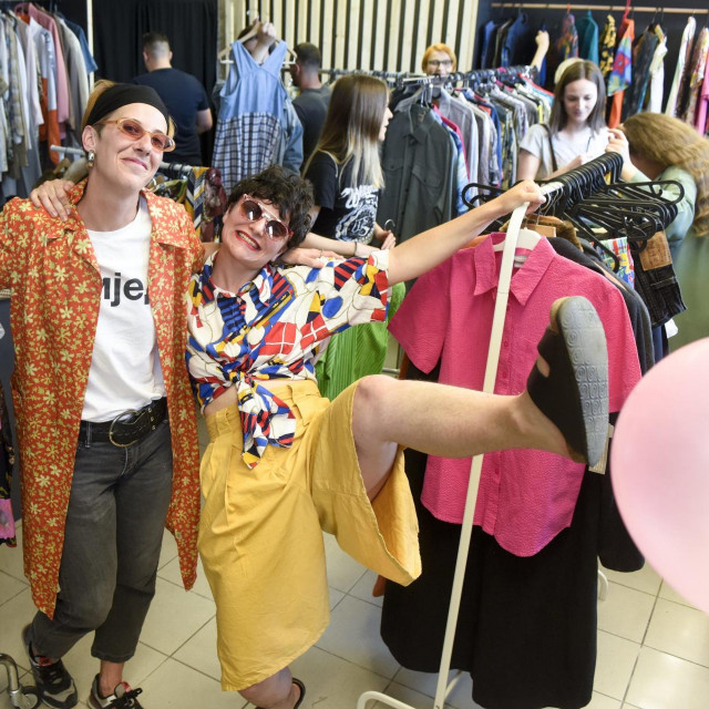 Divna Ivić (Deee Vintage) i Ana Rukavina (Dugi rukav vintage)
