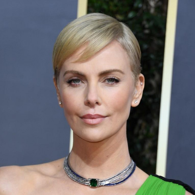 Charlize Theron 