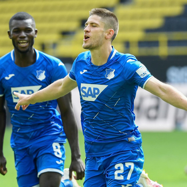Andrej Kramarić slavi treći gol Borussiji