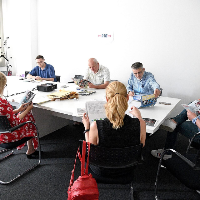 Žiri bira najbolje školske listove