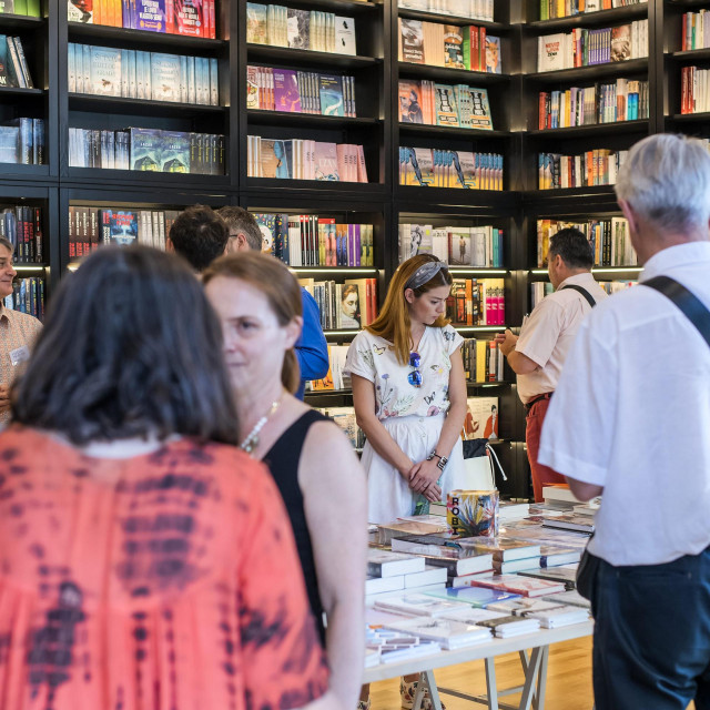 Otvorenje knjižare Fraktura