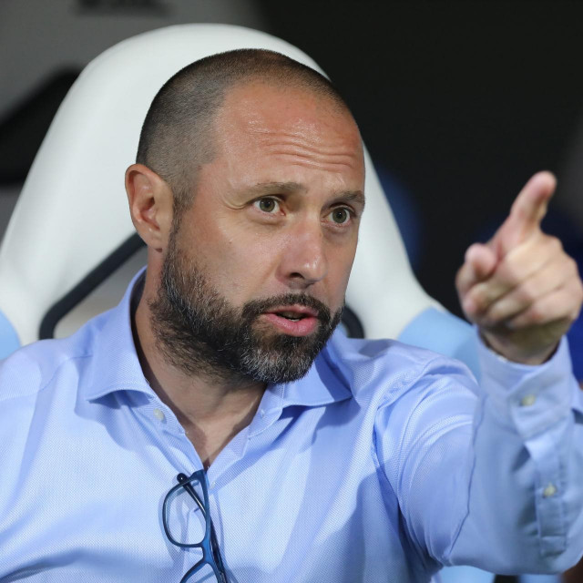 Igor Jovićević je u problemima, jer Dinamo ne igra dobro...