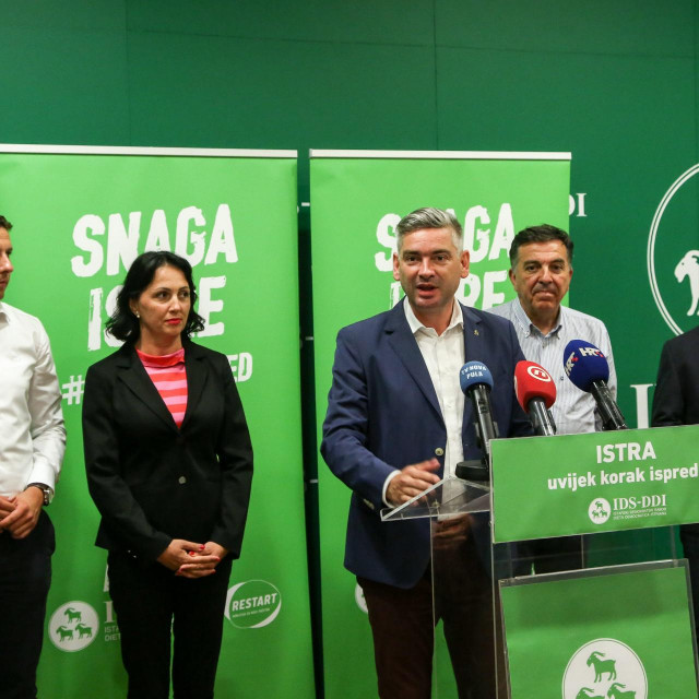 Konferencija za novinare u IDS-u