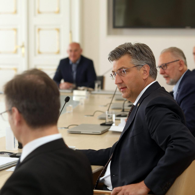 Predsjednik Vlade Andrej Penković snimljen danas u Banskim dvorima