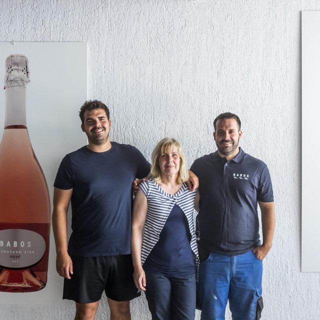 Matteo i Luca Moscarda s majkom Lorellom